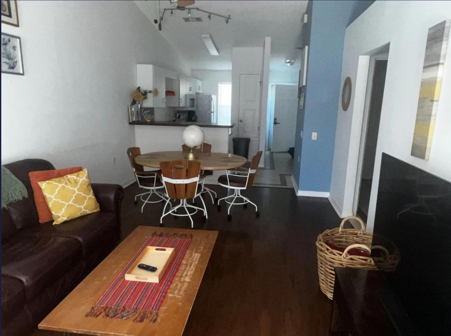 Charming 2 Bdr 1 Bath Home Fenced Byard N Pensacola Pet Friendly Close To Bases エクステリア 写真